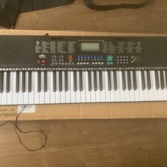 電子ピアノ
