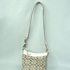 【中古】コーチ◆ シグネチャー◇ダッフルショルダーバッグ [4095]