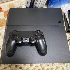 【値下げしました】PS4 本体、ソフト多数