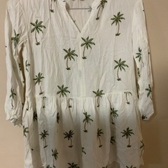 エイチアンドエム　キッズ　ワンピース　サイズ122センチ