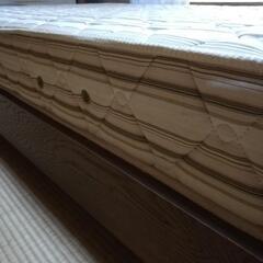 【一旦受付終了します】【引取限定】セミダブルベッドの画像