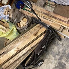 木材の端材さしあげます！（再入荷しました。軽トラ2台分程度）の画像