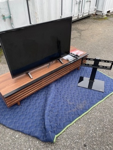 Panasonic2018年　43型　テレビ台5万　テレビスタンド5千円全てセット