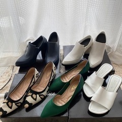 23,5㎝〜24㎝の美品靴５足の画像