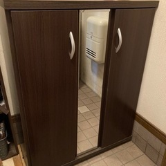 三面びらきのシューズラック　棚