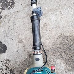 値下げ　マキタ草刈機　MEM264Lの画像