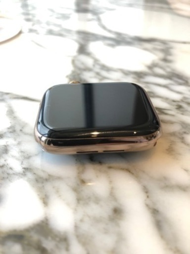 Apple Watch 4 ゴールドステンレス 44mm セルラーモデル