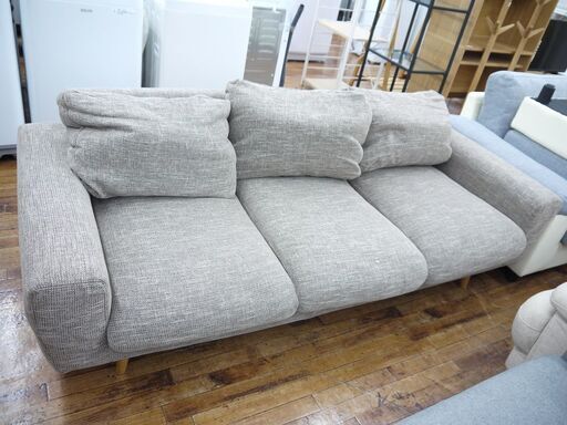 チャコールグレーの3人掛けソファーのご紹介！【トレファク入間店家具紹介22-06】