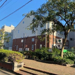 O【今ならなんと家賃1ヶ月0円🉐】天井が高いので開放感抜群😍女性...