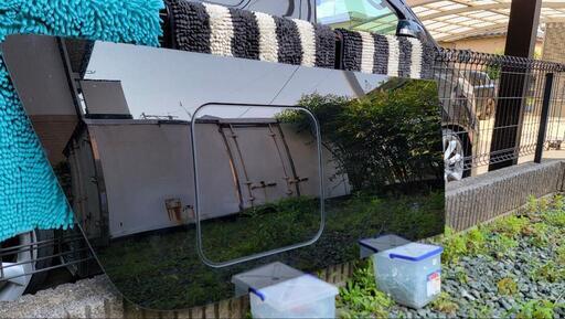 ハイエース　小窓付スライドドアガラス