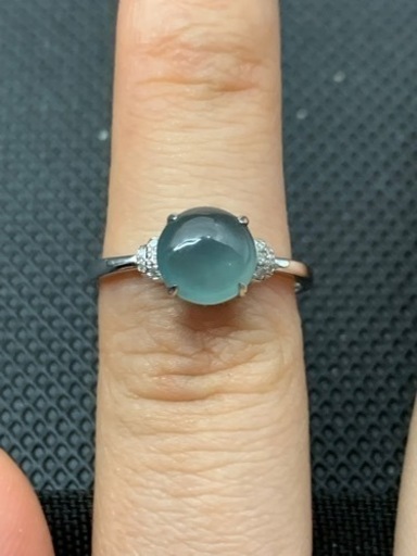 本翡翠指輪　リング　可愛い　濃いブルー　高氷ヒスイ　k18 ダイヤ　高級品　コレクション品　魔除け　国石