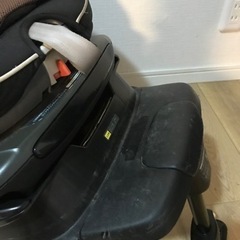 【お譲り先決定しました】あげます　付属品(枕)なし コンビチャイルドシート　の画像