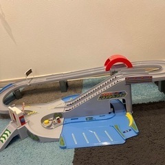 【美品】トミカ　にぎやかドライブ
