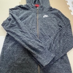 男子女子　女性　NIKEセットアップの画像