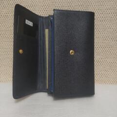 横須賀🆗新品  GALLASの財布￥4,900の品の画像