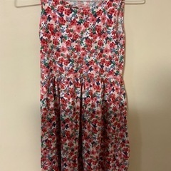 H&M キッズ　花柄ワンピース　サイズ134〜140センチ