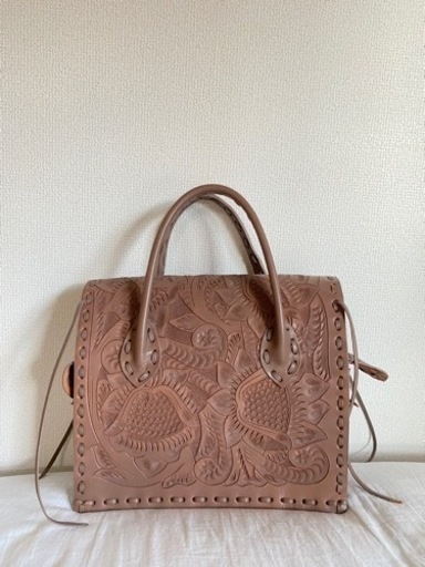 グレースコンチネンタル　本革　バック　新品