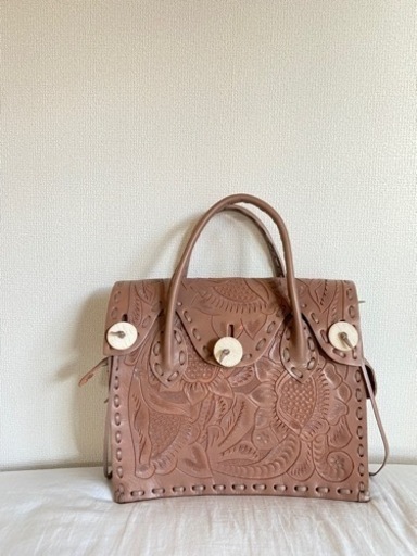 グレースコンチネンタル　本革　バック　新品