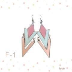 フックピアス　F-1  【おまとめ割対象品】の画像