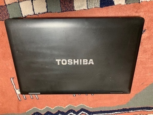 (高速SSD配達可)メモリ4G SSD128G搭載 dynabook Satellite B551/D液晶に多少難ありですが気にしない方どうぞ！