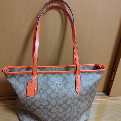 COACHトートバック