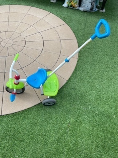 三輪車