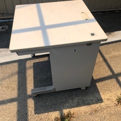 オフィスデスク