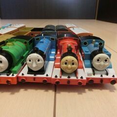 プラレール　おしゃべりトーマスとチャギントン含む車両８セットの画像