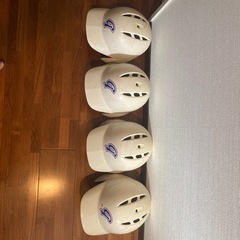 野球ヘルメット　白　4個