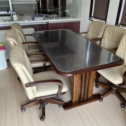 ダイニングテーブル６人掛け