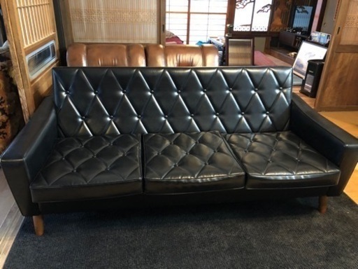 カリモク  ロビーチェア