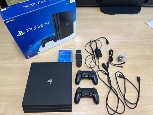 おもちゃ PS4 pro(CUH-7000BB01)