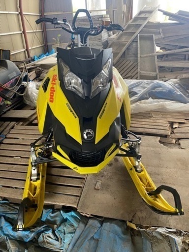 スノーモービル　ski doo T3