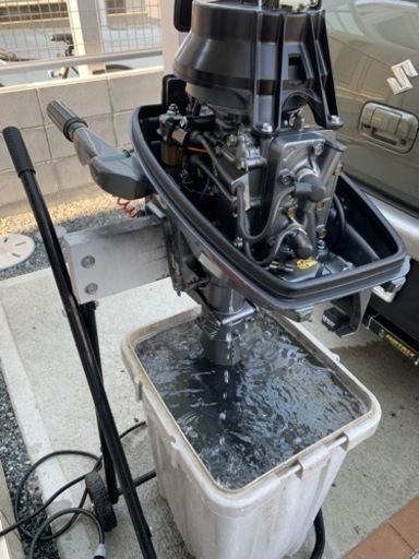 スズキ　船外機　２スト　８馬力