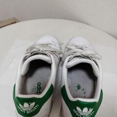 adidas stan smith スニーカーの画像