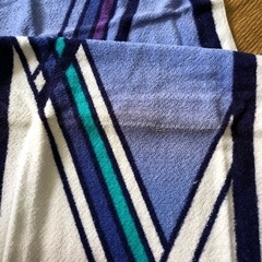 【未使用】YVES SAINT  LAURENT スポーツタオルの画像