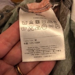 ヴァレンティノのTシャツです。の画像