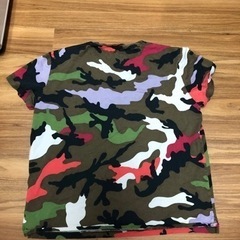 ヴァレンティノのTシャツです。の画像