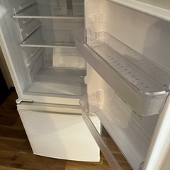 ★2020年製★美品中古★SHARP 137L 冷蔵庫【SJ-D14F-W】 ☆2020☆美品中古☆SHARP 137L冷蔵庫【SJ-D14F-W】J954