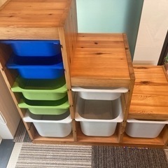 収納ボックスの画像