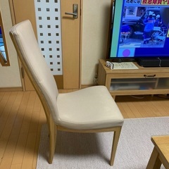 ダイニングチェア4脚の画像