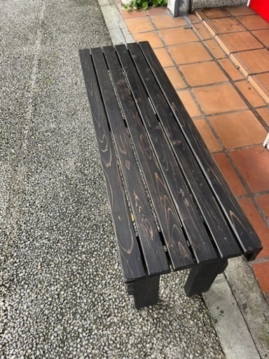 ベンチ