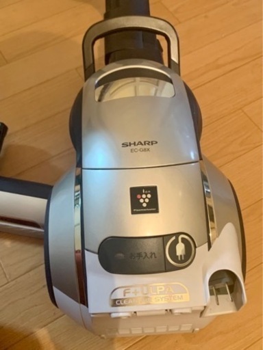 シャープ　サイクロン掃除機　EC-G8X