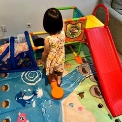 ベビー用ジム　滑り台、トンネル付き