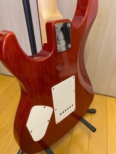 ヤマハ　パシフィカ　212VQM エレキギター