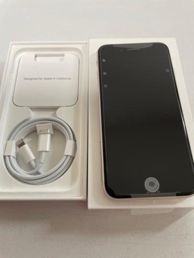 iPhone SE 64GB 本体 新品未使用品