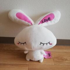 【タグ付き】うさぎのぬいぐるみ　LOVE 2L CHU&Flower BIGぬいぐるみの画像