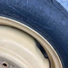 応急タイヤの画像