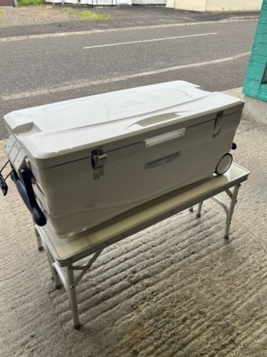 超お買い得！21時に終了します。シマノ大型クーラーボックス  十勝管内限定