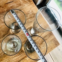 ③ガラスのコップ　パフェ作りにいかがでしょ♪の画像